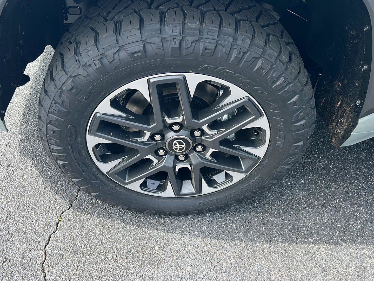 New 2026 Toyota Tundra Limited AWD/4WD image 37