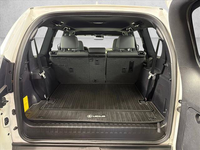 Used 2020 Lexus GX 460 Premium w/ Premium Package AWD/4WD image 21