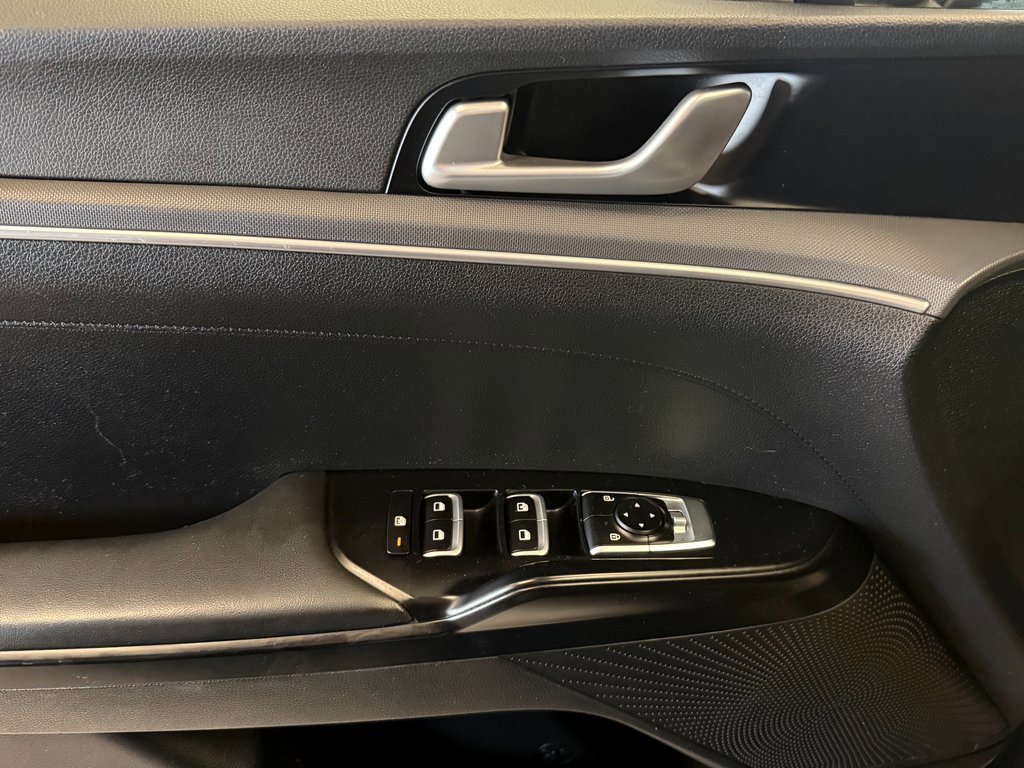 Used 2022 Kia K5 LXS image 19