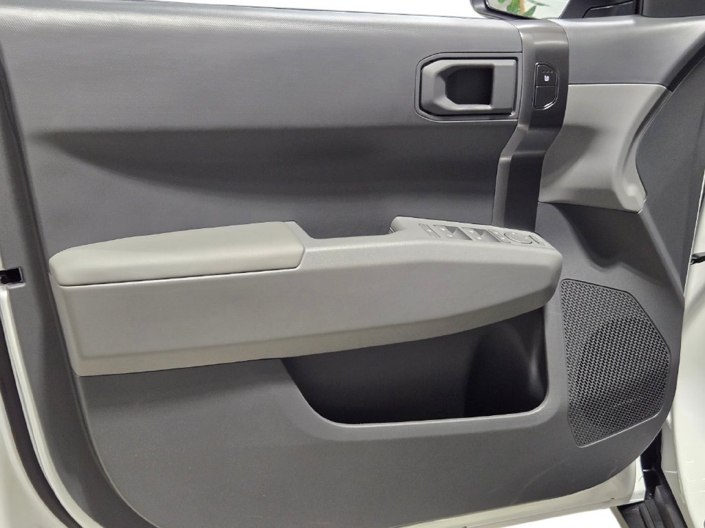 New 2027 Kia EV3 Wind FWD image 13