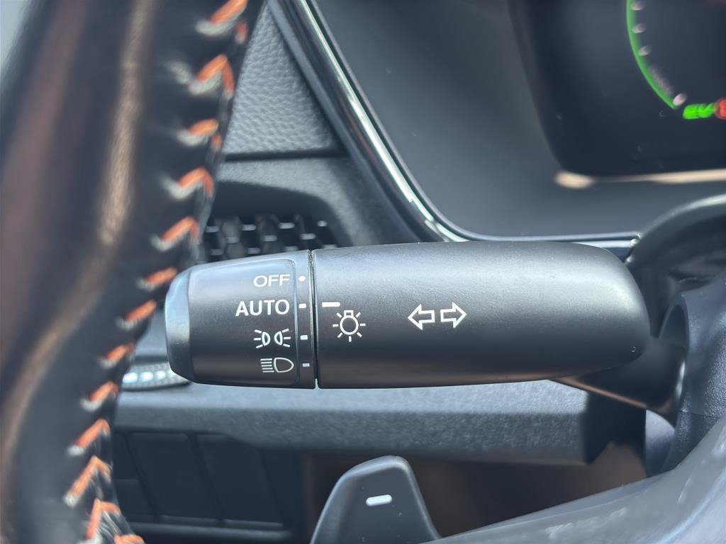 Used 2025 Honda CR-V Sport image 12