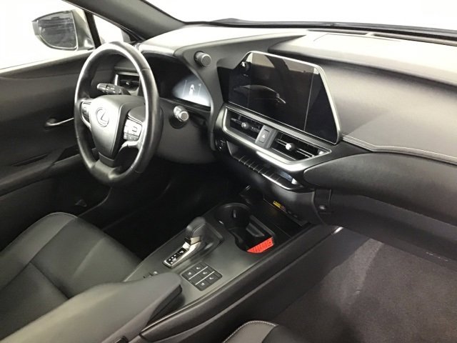 Used 2025 Lexus UX 300h AWD image 22