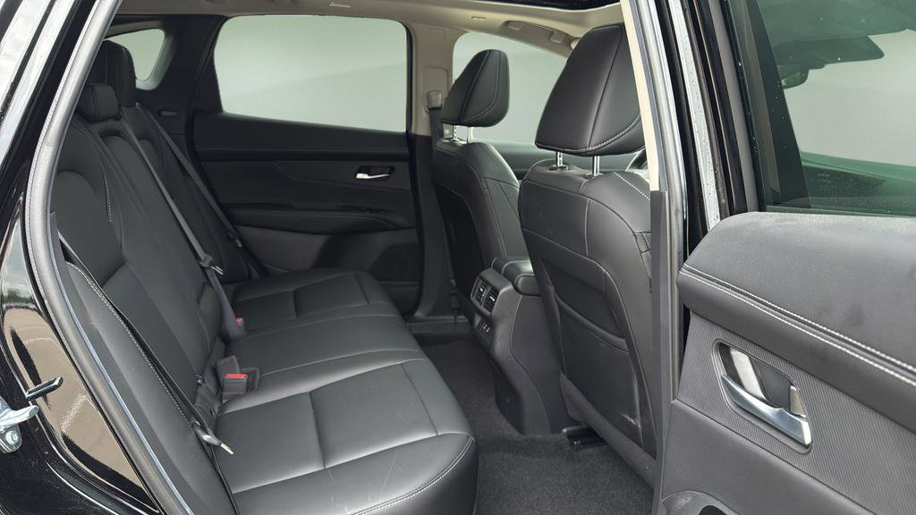 Certified 2025 Nissan Murano SL AWD/4WD image 12