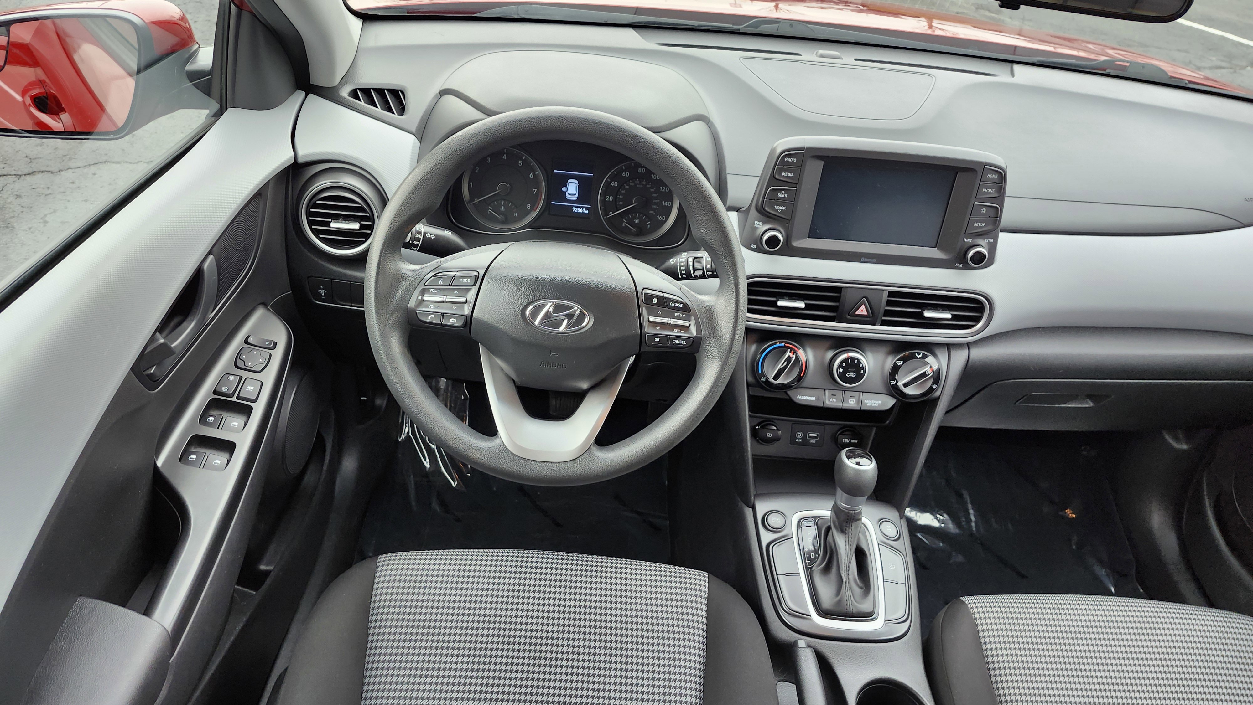 Used 2020 Hyundai Kona SE image 25