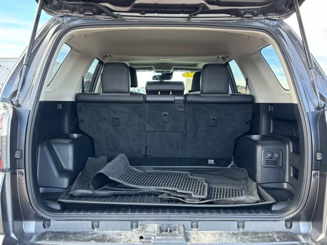 Used 2023 Toyota 4Runner SR5 Premium w/ Moonroof Package image 21