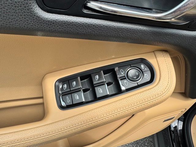 Used 2017 Porsche Macan S AWD/4WD image 19
