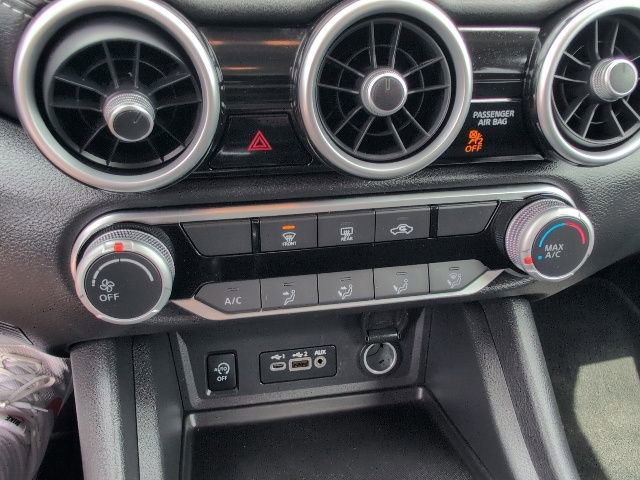 Used 2024 Nissan Sentra SV image 19