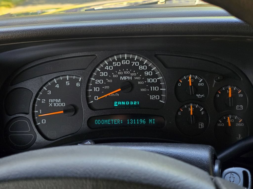 Used 2004 Chevrolet Silverado 1500 W/T w/ Light Duty Power Package AWD/4WD image 29