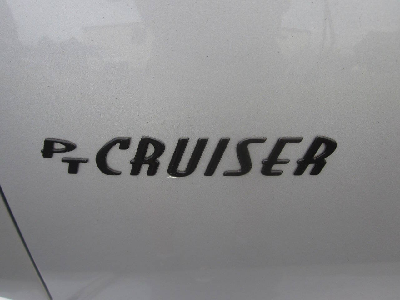 Used 2008 Chrysler PT Cruiser FWD image 27