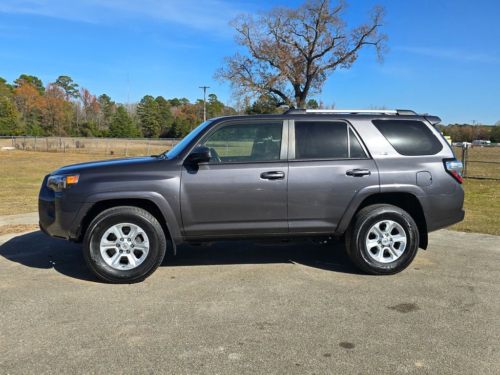 Used 2023 Toyota 4Runner SR5 image 2