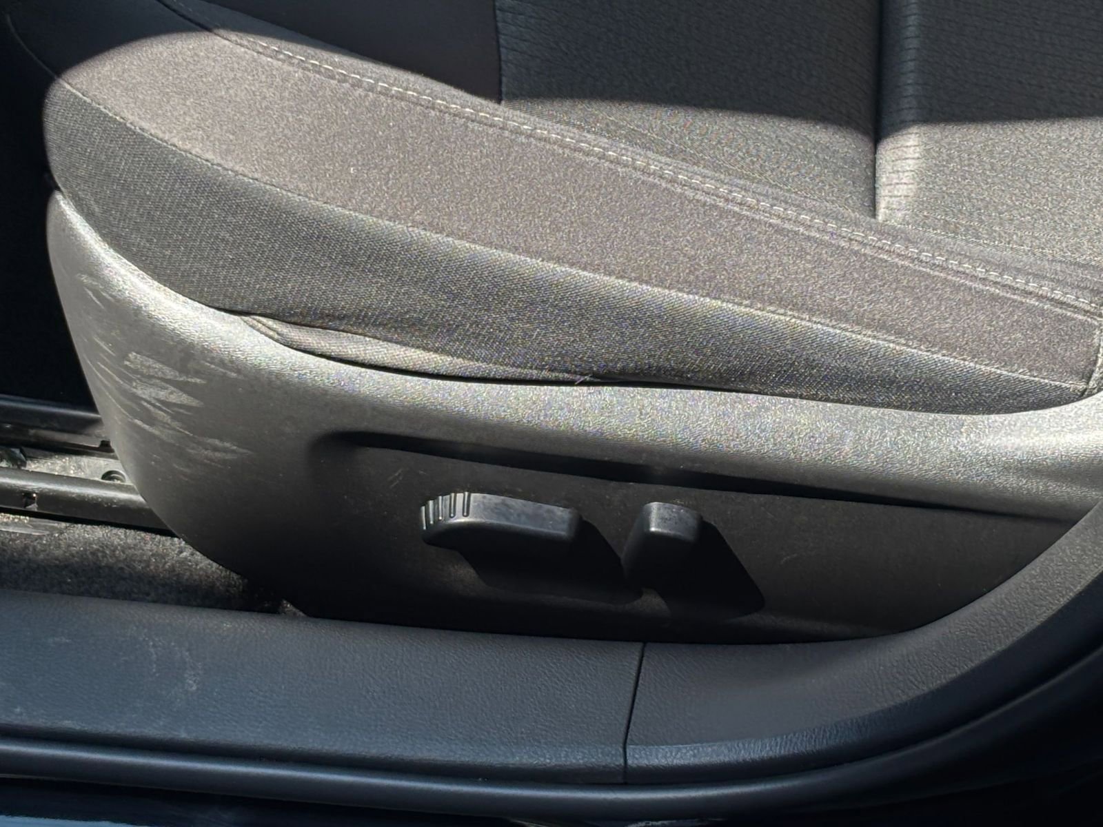 Used 2025 Nissan Altima 2.5 SV FWD image 22