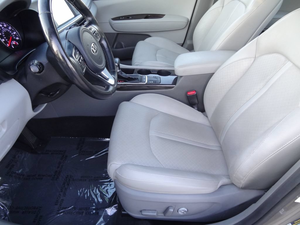 Used 2017 Kia Optima EX w/ Premium Package FWD image 6