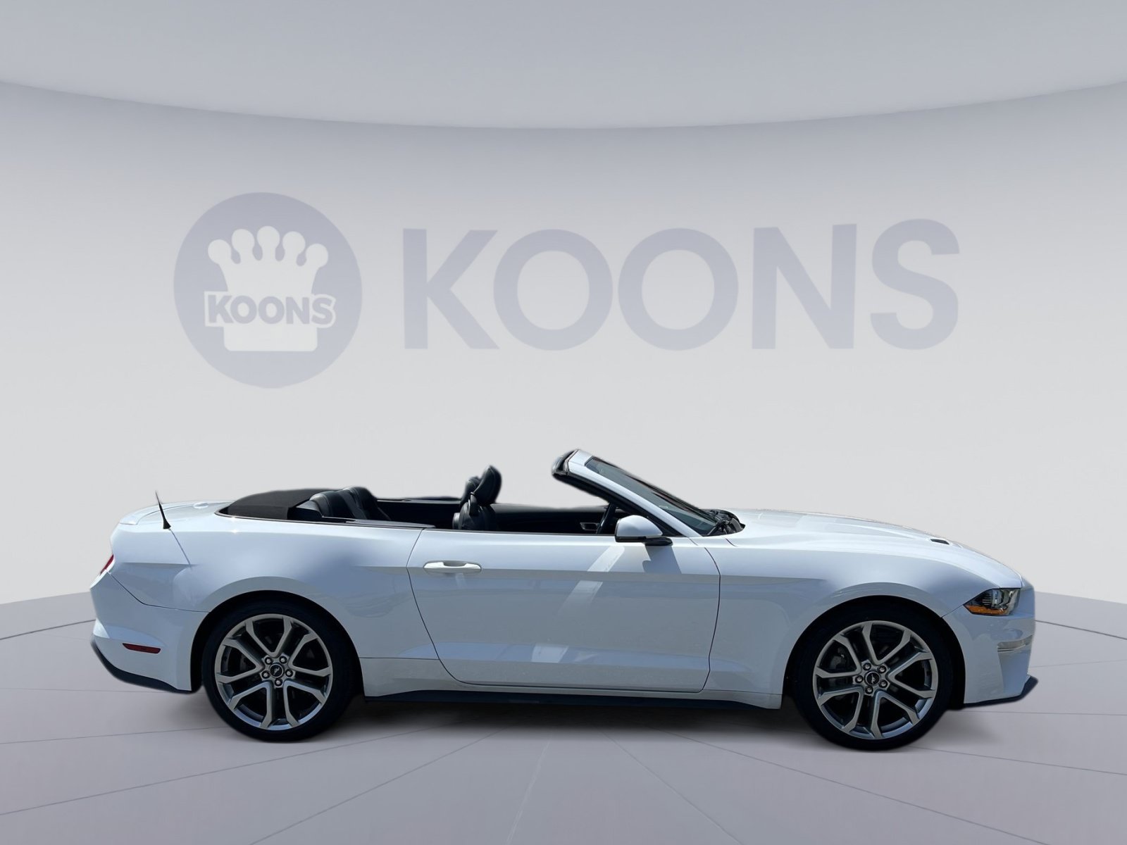 Used 2022 Ford Mustang Premium w/ Equipment Group 201A RWD image 8