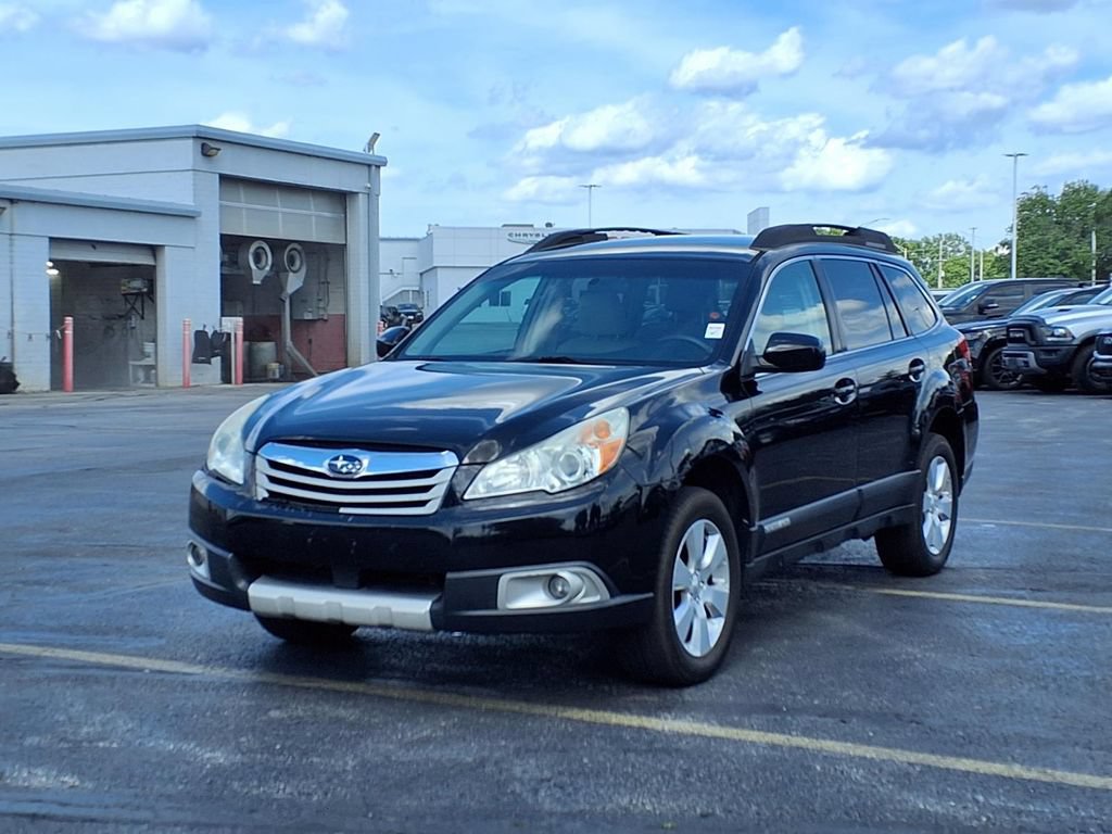 Used 2011 Subaru Outback 2.5i Limited AWD/4WD image 2