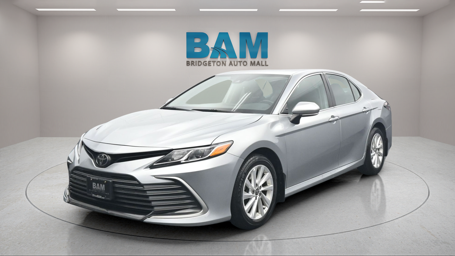 Used 2023 Toyota Camry LE w/ Cold Weather Package FWD image 2