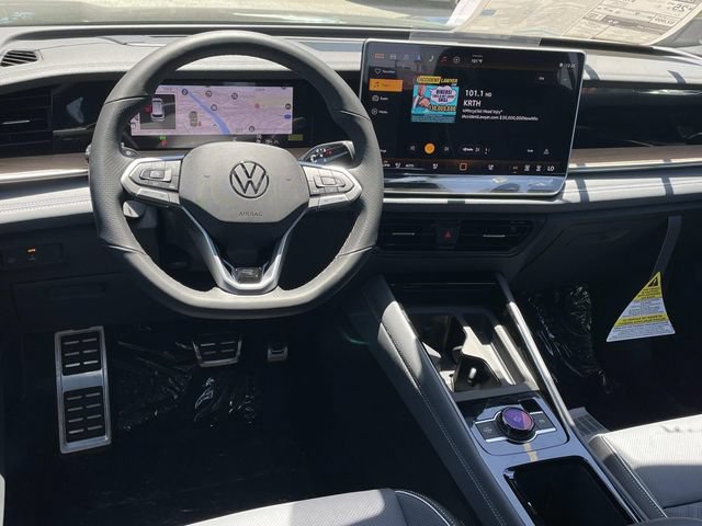 New 2026 Volkswagen Tiguan SEL R-Line AWD/4WD image 6