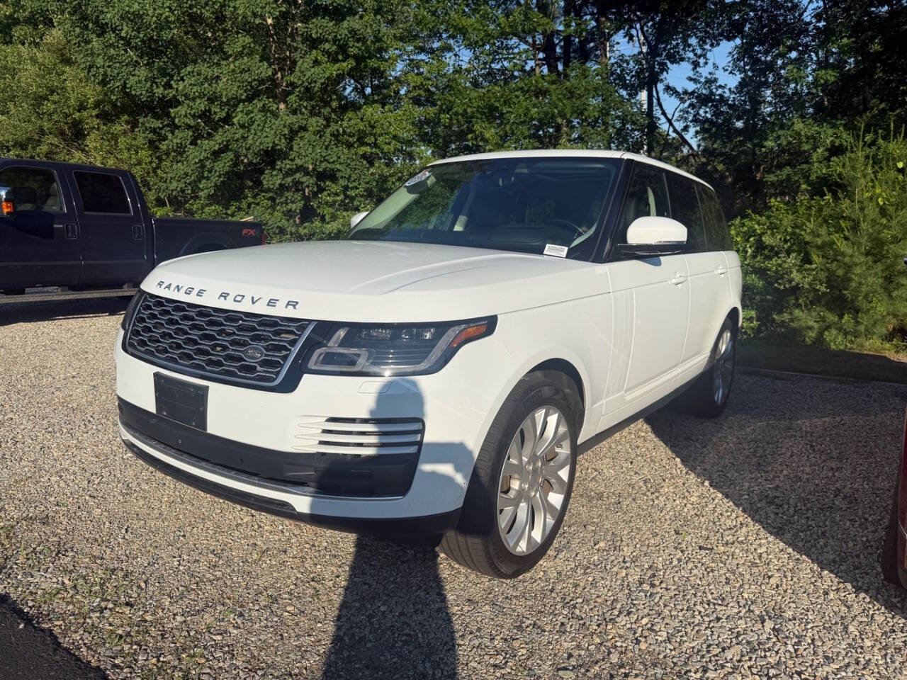 Used 2018 Land Rover Range Rover HSE AWD/4WD image 3
