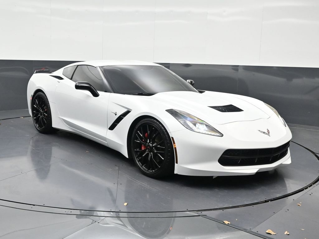 Used 2015 Chevrolet Corvette Stingray Coupe image 8