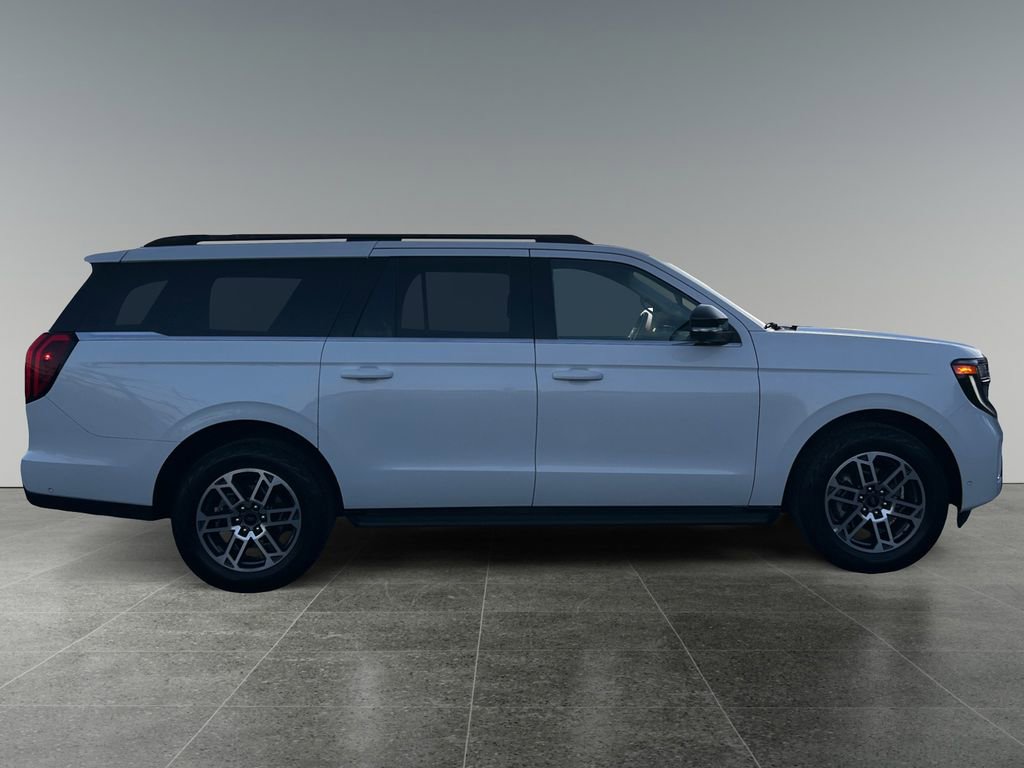 Used 2025 Ford Expedition Max Active image 8