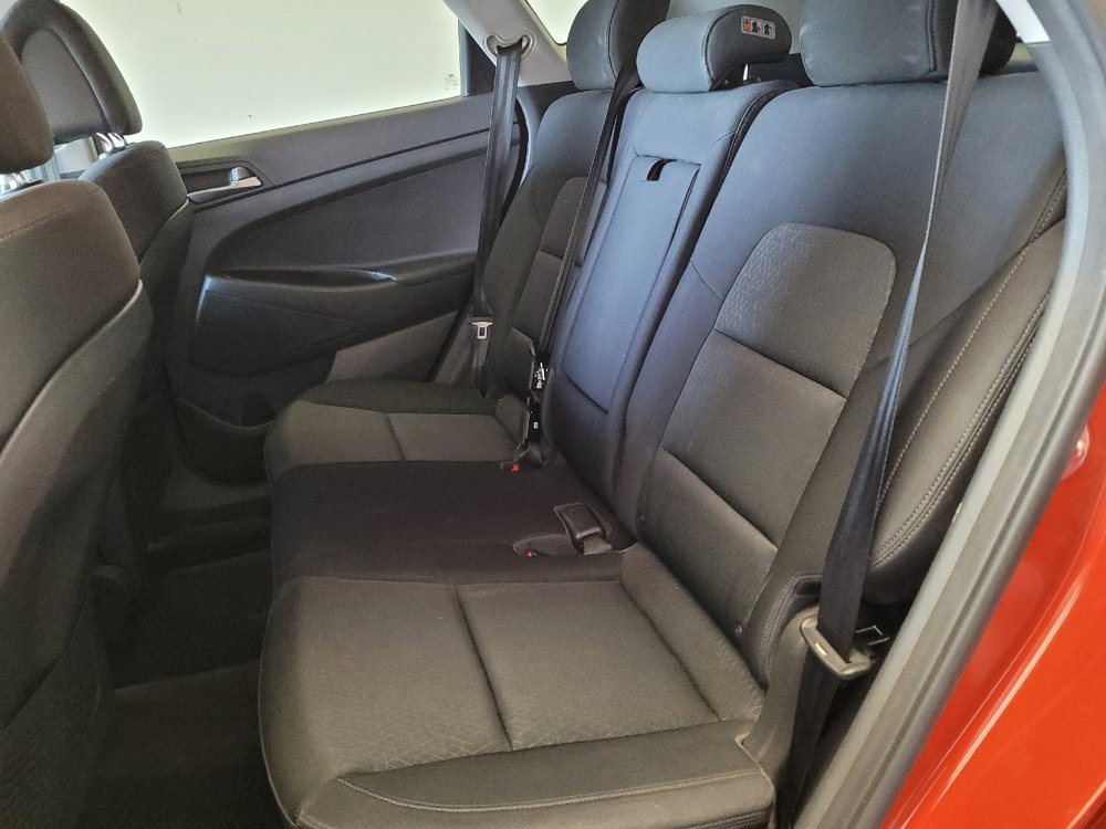 Used 2016 Hyundai Tucson SE w/ Option Group 02 FWD image 18