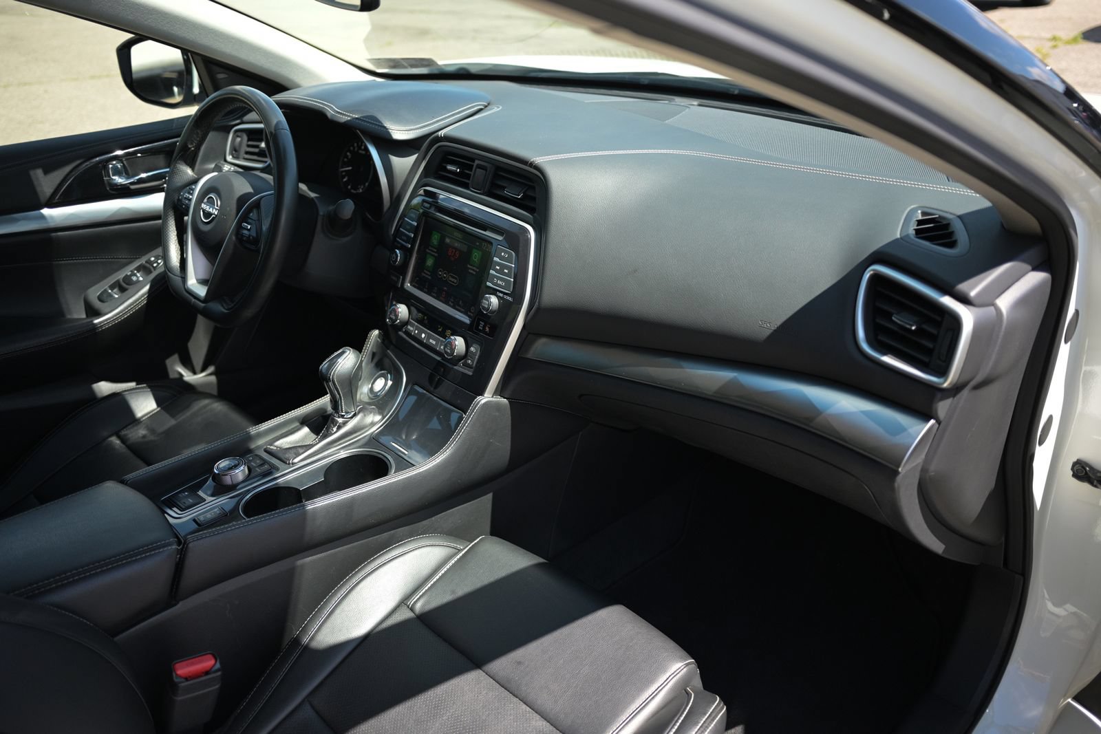 Used 2023 Nissan Maxima SL FWD image 42