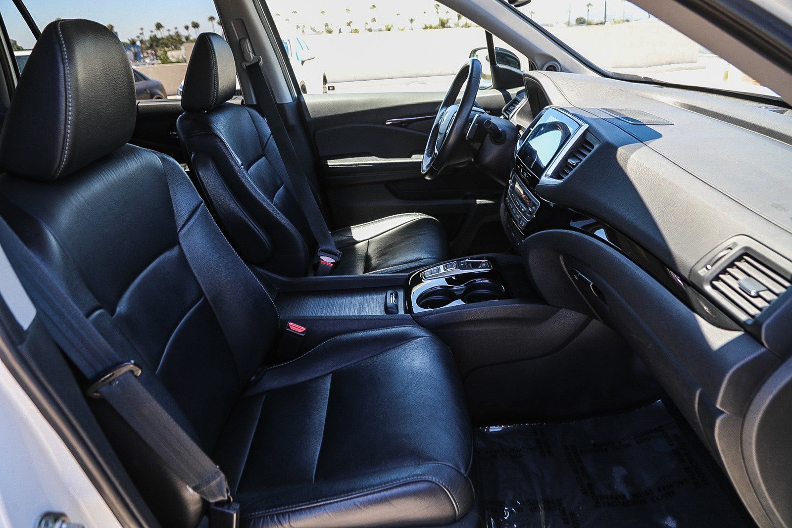 Used 2017 Honda Pilot Touring image 16