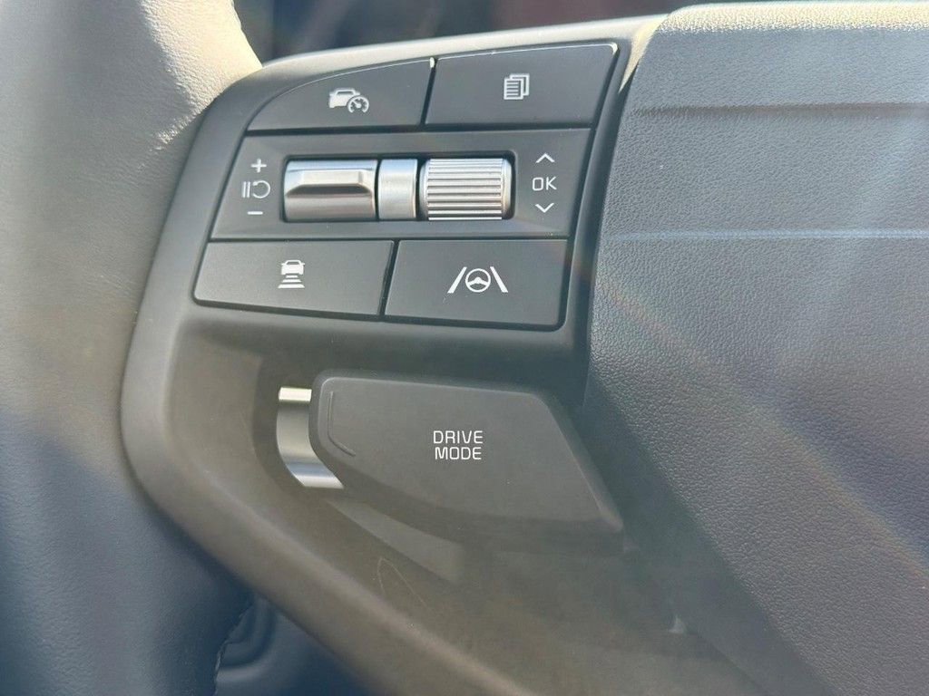 New 2026 Kia Sportage EX w/ EX Panorama Roof Package image 11