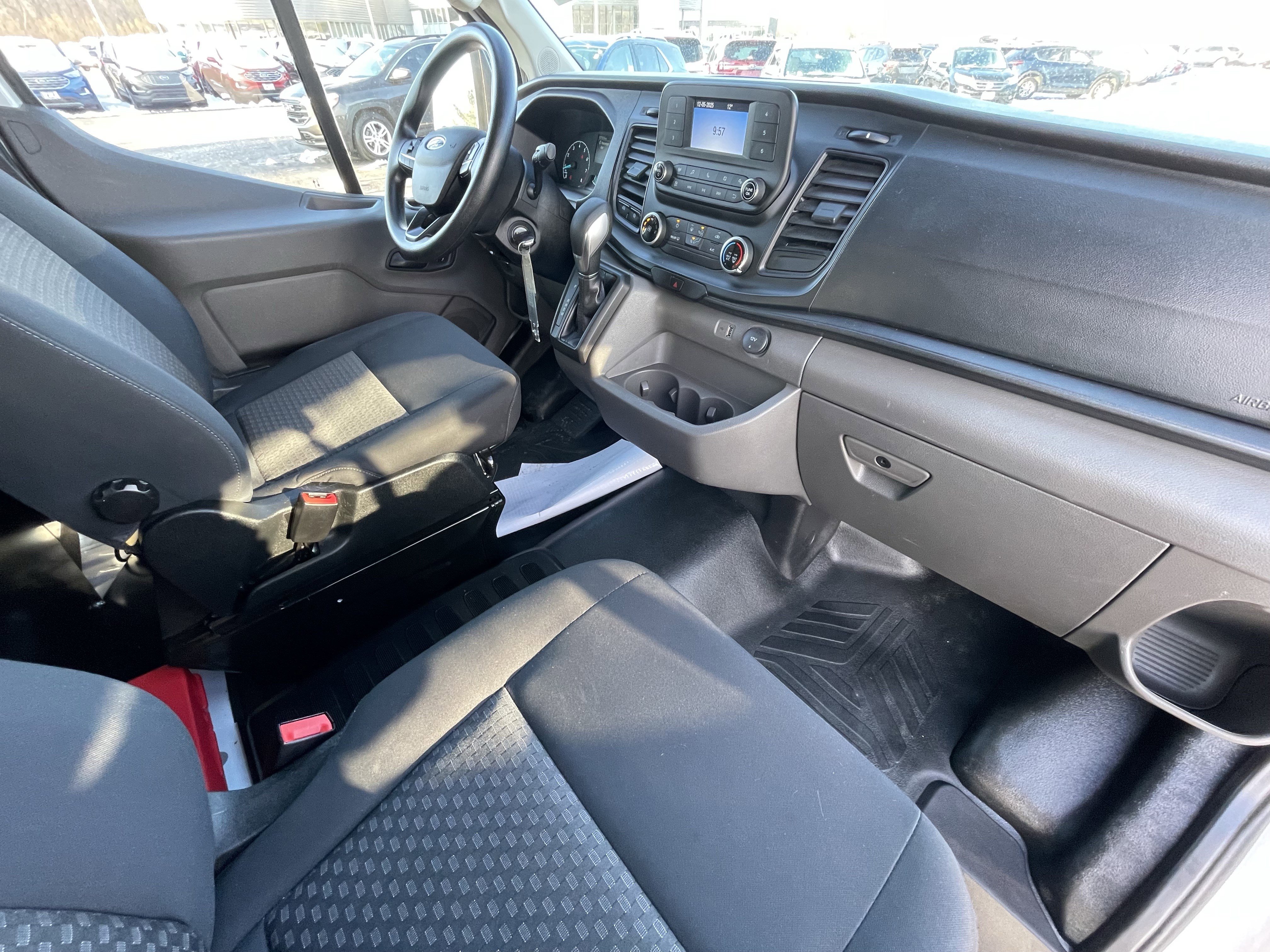 Used 2024 Ford Transit 250 Low Roof w/ Exterior Upgrade Package image 35