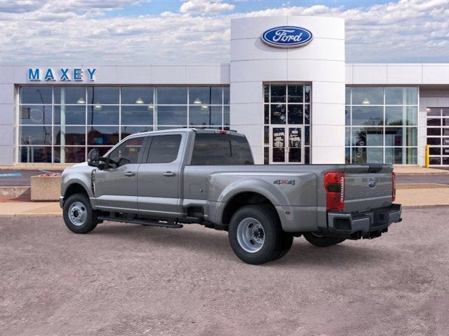 New 2026 Ford F350 XLT w/ XLT Premium Package AWD/4WD image 4