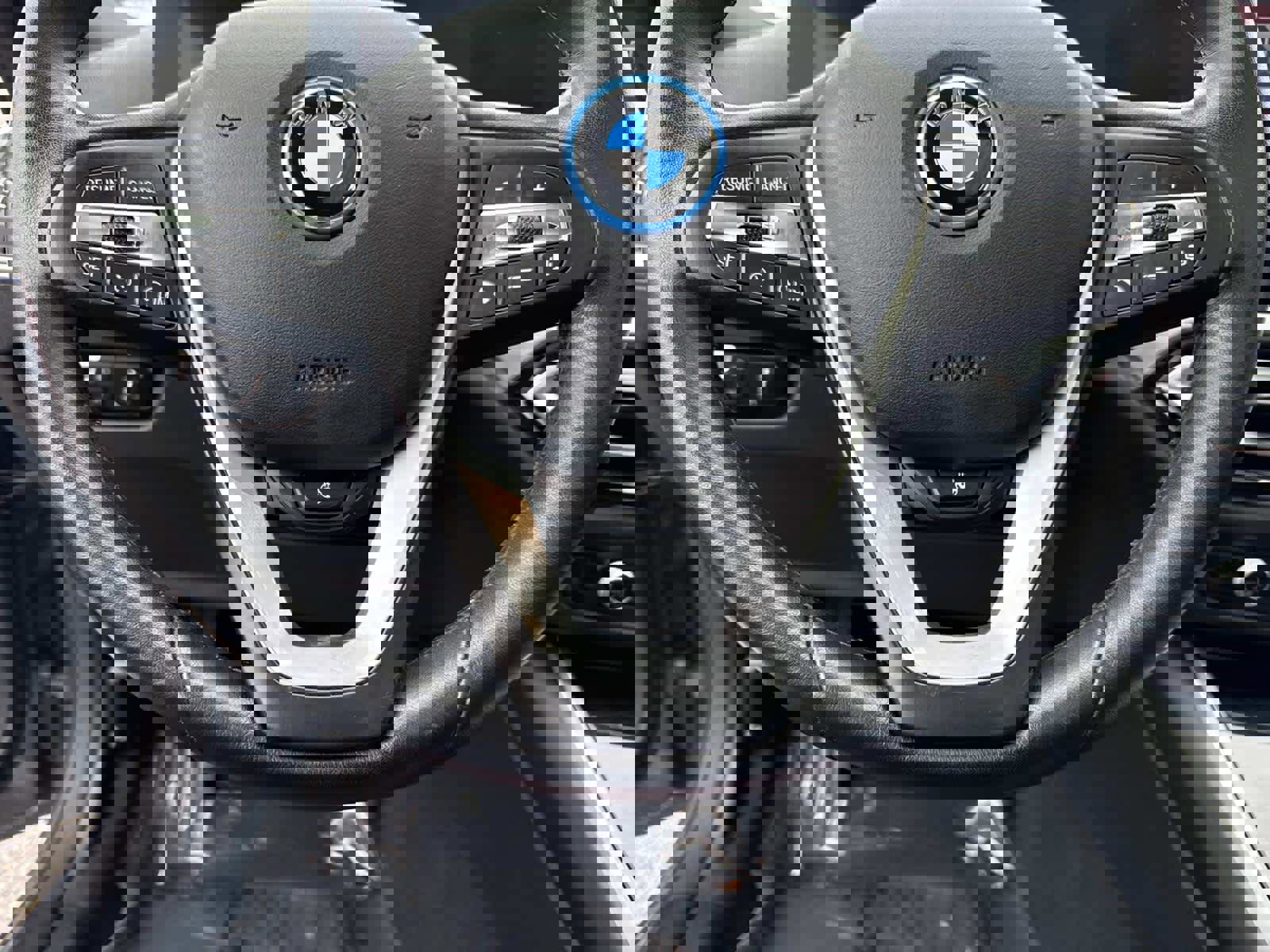 Used 2024 BMW i4 eDrive35 w/ Premium Package image 17