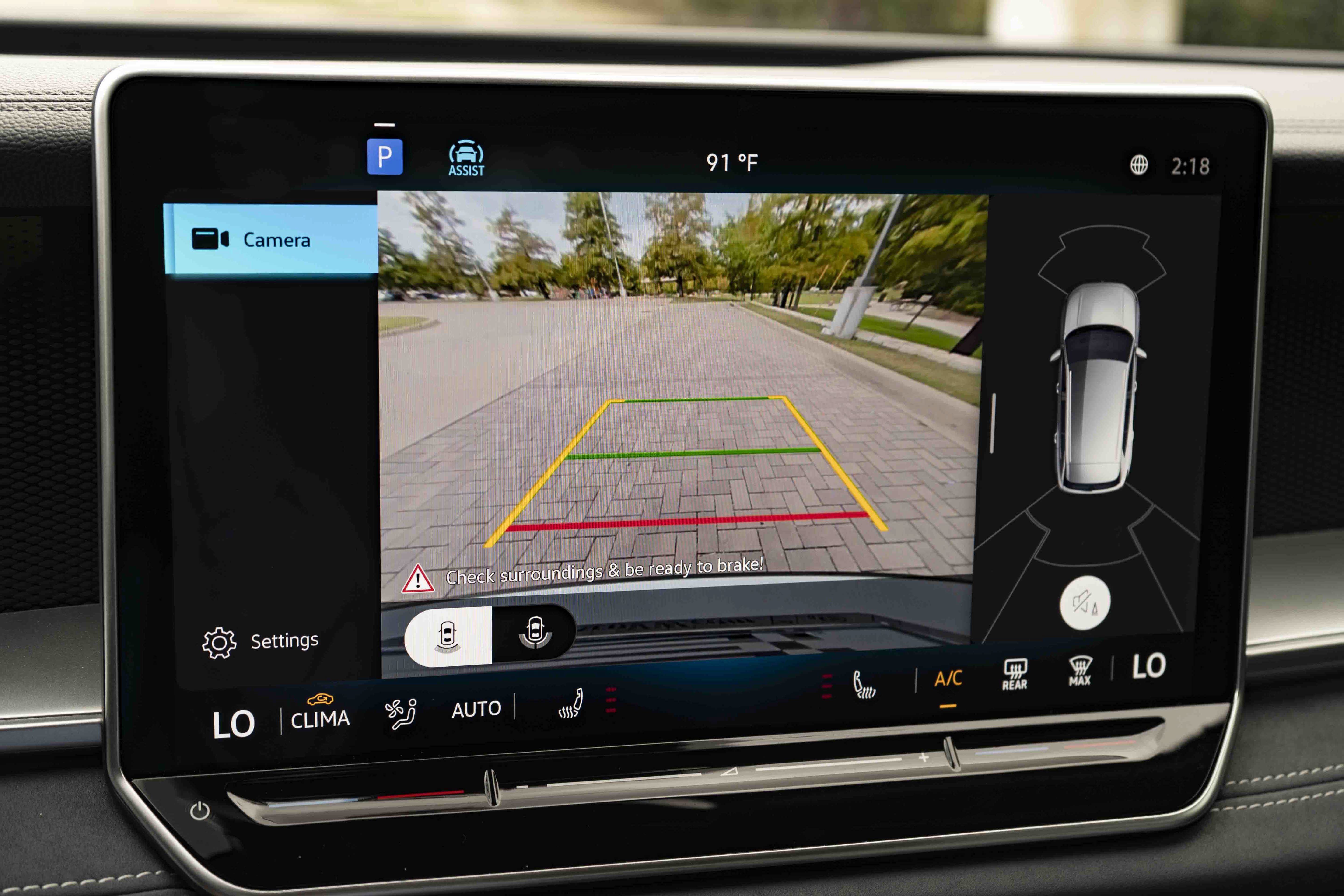 Certified 2026 Volkswagen Tiguan SE R-Line FWD image 27