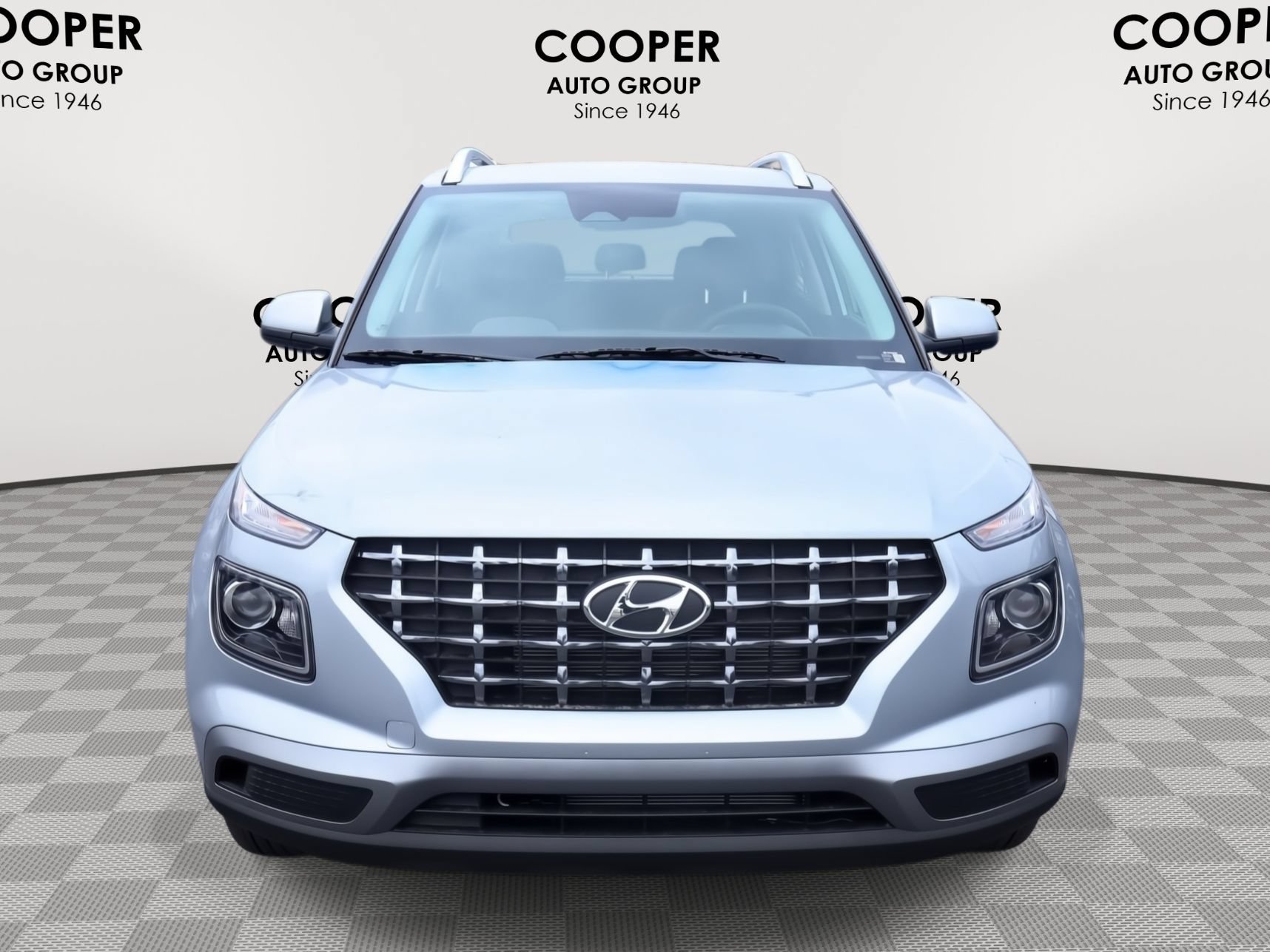 New 2026 Hyundai Venue SEL FWD image 2