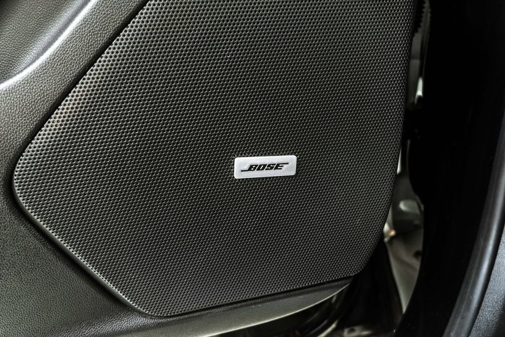 Used 2024 Cadillac XT6 Premium Luxury image 19