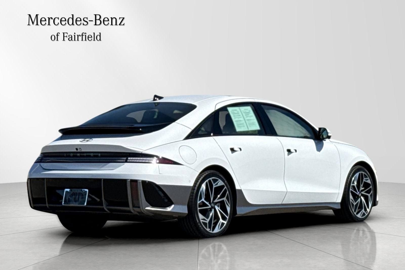 Used 2024 Hyundai Ioniq 6 Limited RWD image 2