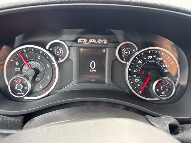 New 2027 RAM 3500 Tradesman AWD/4WD image 16