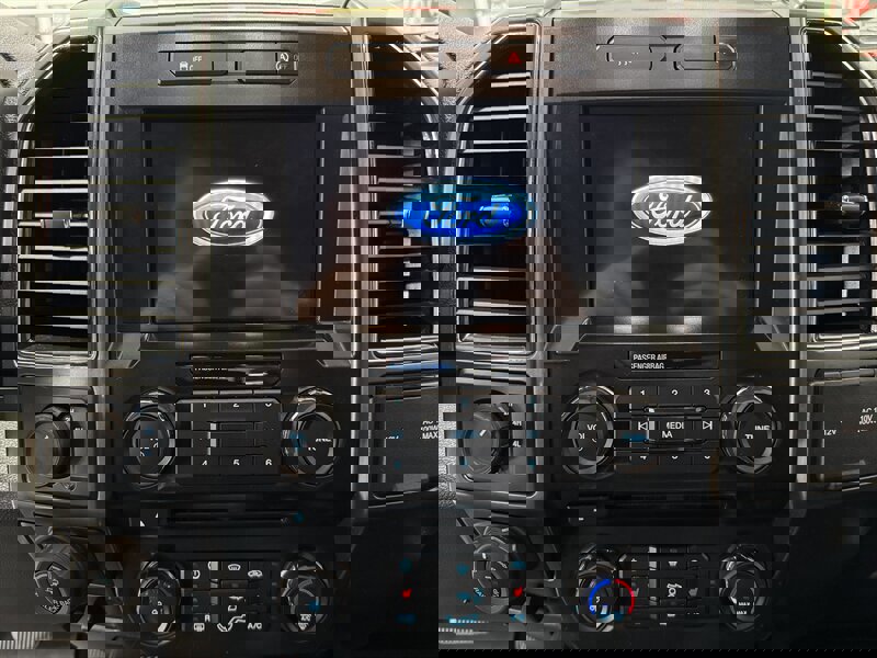 Used 2018 Ford F150 XLT w/ Equipment Group 302A Luxury image 11