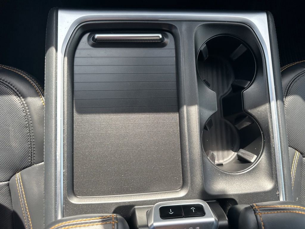 Used 2025 Ford Expedition Tremor AWD/4WD image 5