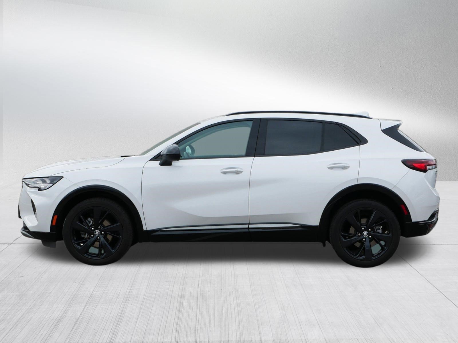 Used 2023 Buick Envision Essence w/ Sport Touring Package image 4