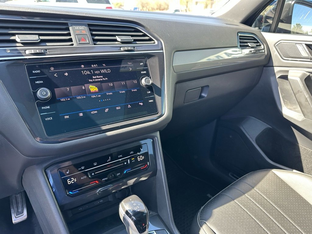 Used 2024 Volkswagen Tiguan SE R-Line w/ MDO Package, Three-Row image 15