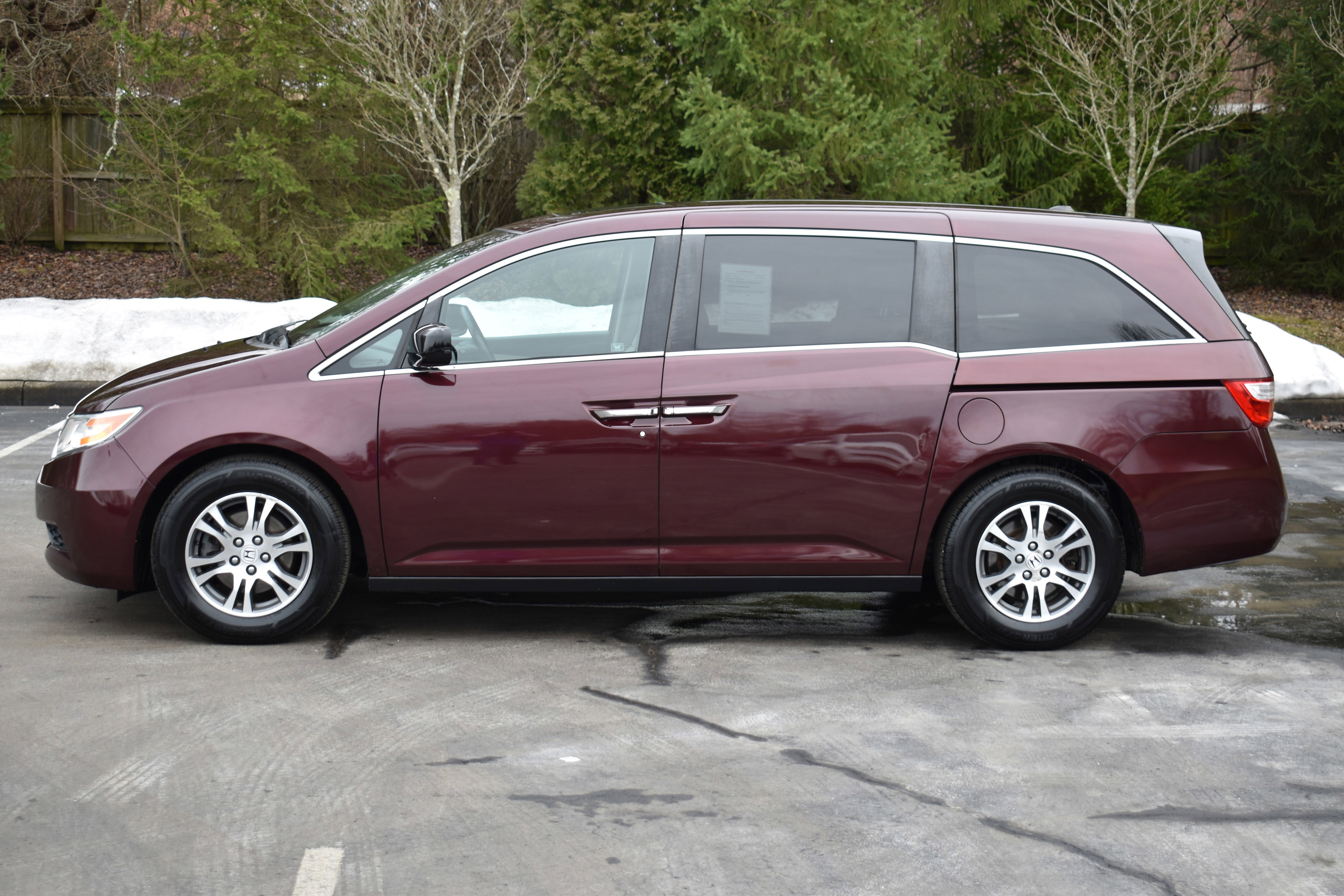 Used 2011 Honda Odyssey EX-L image 31