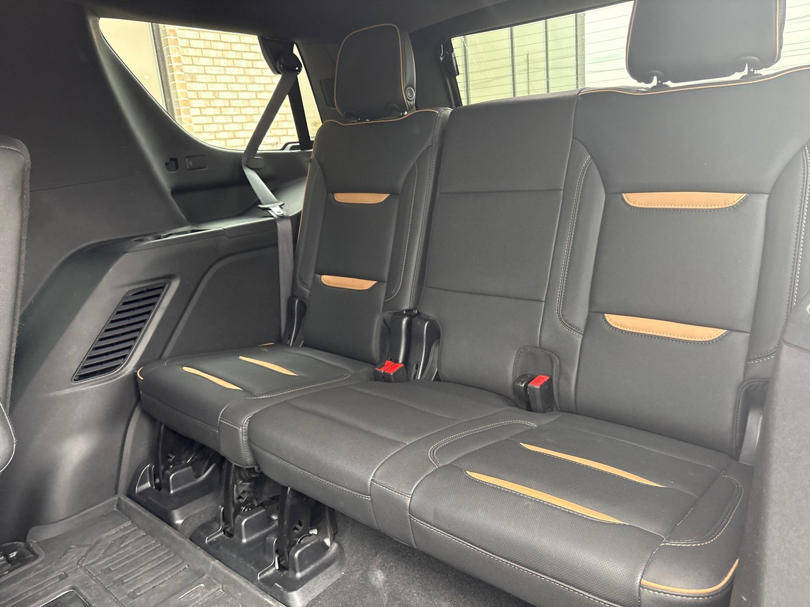 Used 2023 GMC Yukon AT4 w/ LPO, Floor Liner Package image 6