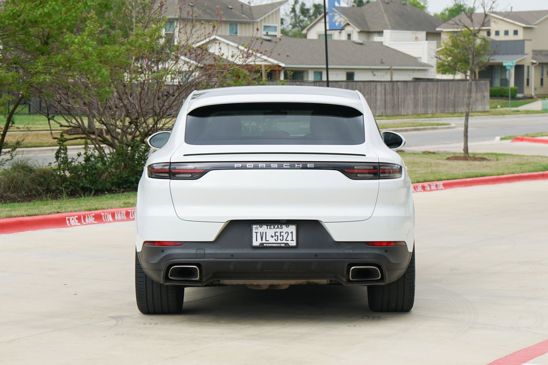 Used 2020 Porsche Cayenne image 6