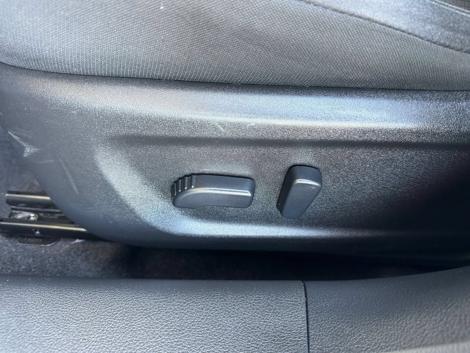 Used 2025 Nissan Altima 2.5 SV FWD image 22