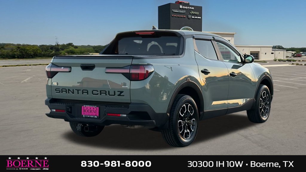 Used 2023 Hyundai Santa Cruz SEL AWD/4WD image 3