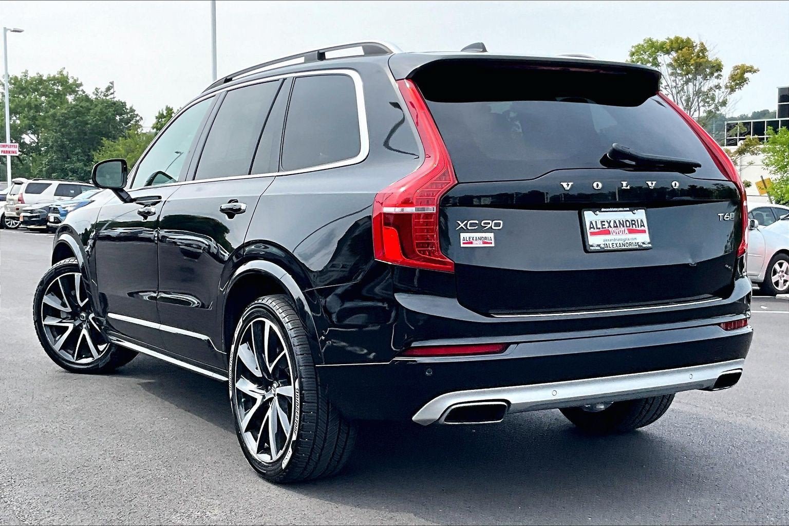 Used 2019 Volvo XC90 T6 Momentum w/ Advanced Package AWD/4WD image 10
