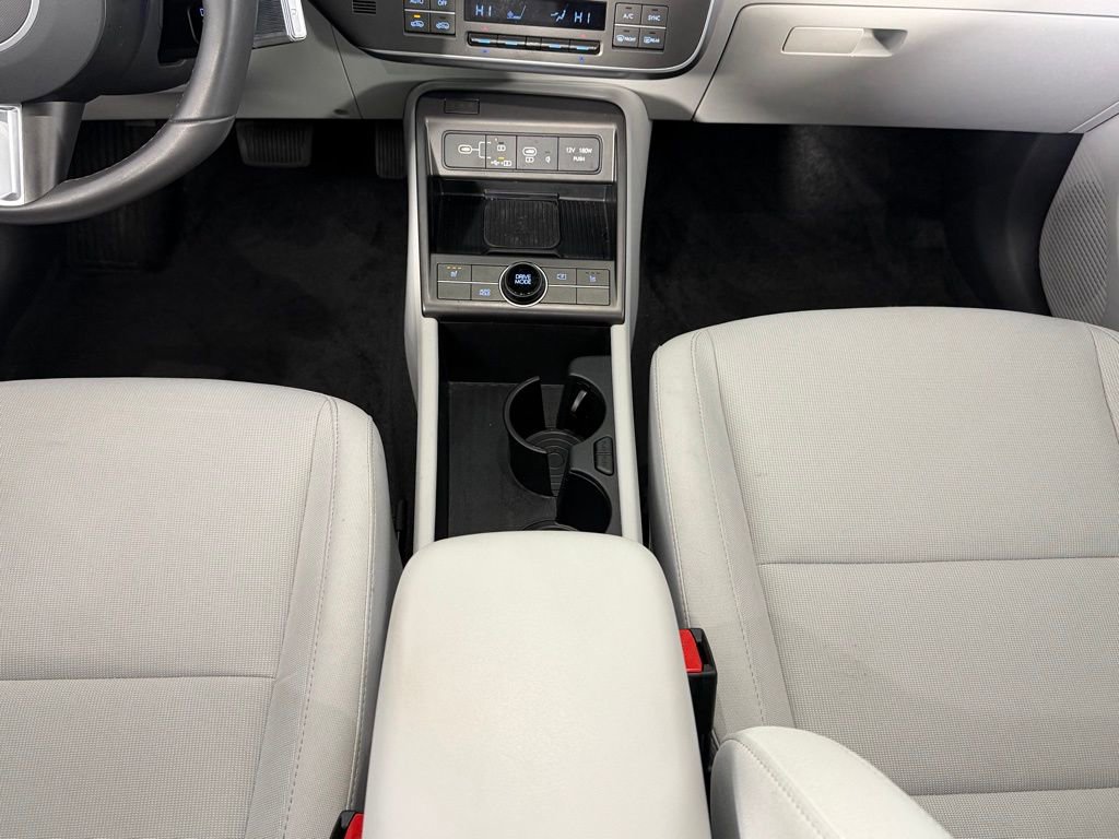 Used 2025 Hyundai Kona SEL image 15