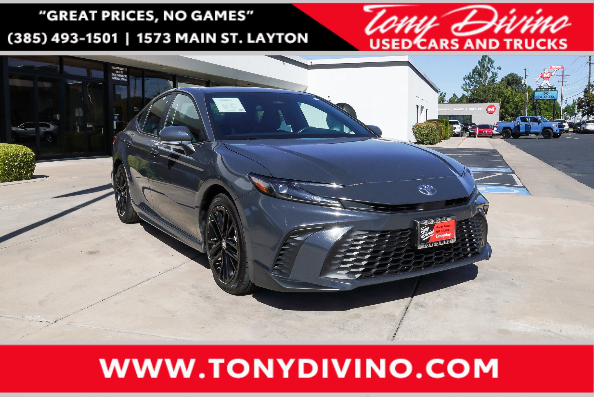 Used 2025 Toyota Camry SE FWD video 1
