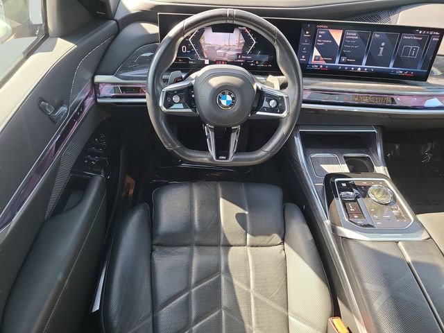 Used 2025 BMW 740i RWD image 13