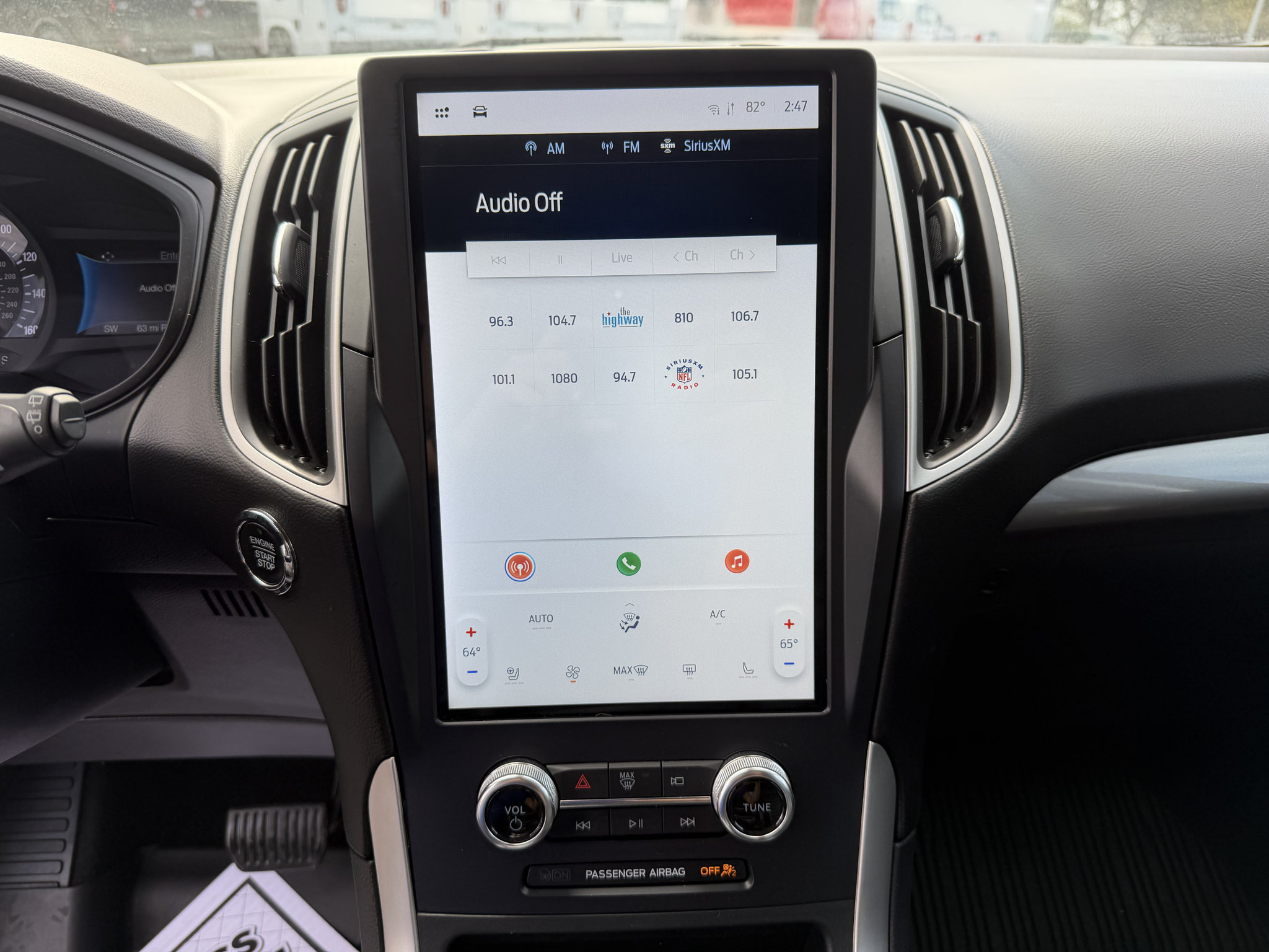 Used 2023 Ford Edge SEL w/ Convenience Package AWD/4WD image 5
