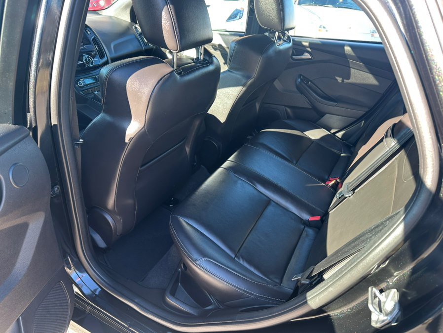 Used 2014 Ford Focus ST w/ Equipment Group 202A image 13